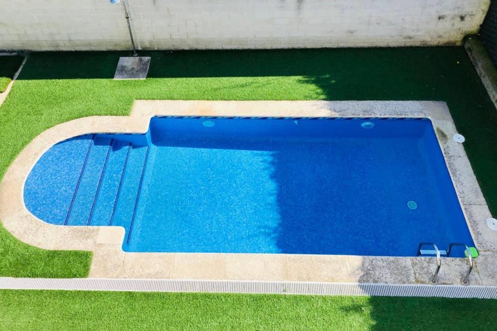 Apartamento Con Piscina Y Terraza Al Lado De La Playa 바이오나 외부 사진